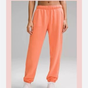 Lululemon mid rise oversized joggers